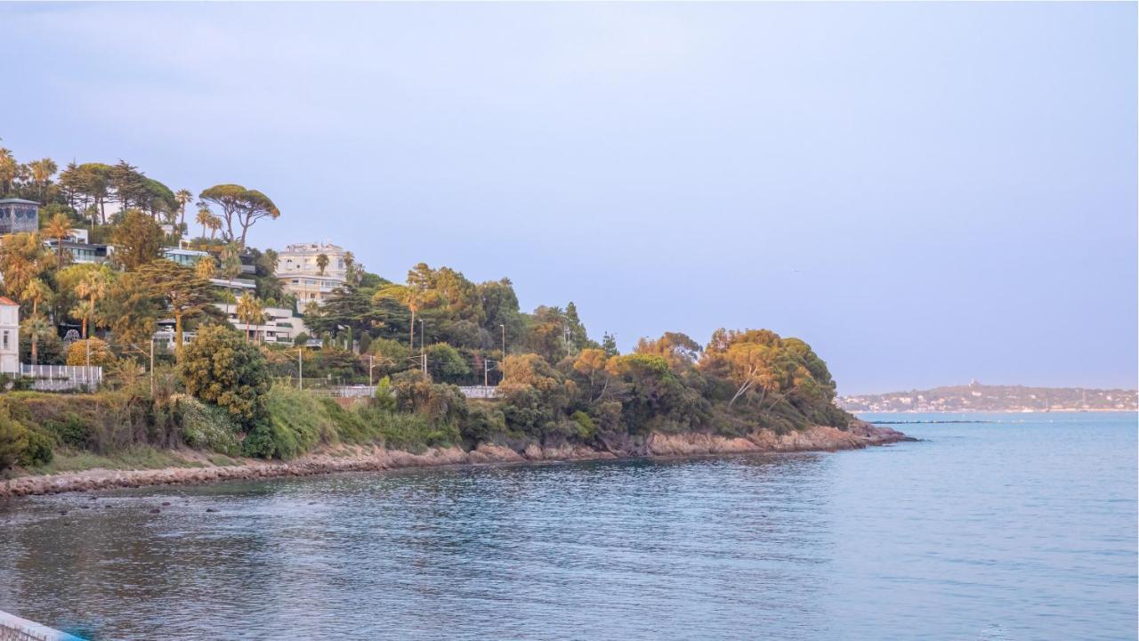 " Nid D'Amour " Evasion De Reve - Pieds Dans L'Eau Face A La Mer Cannes Luaran gambar